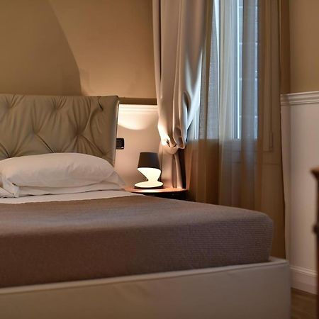 Palazzo Bovio - Boutique Apartments Padova Bagian luar foto