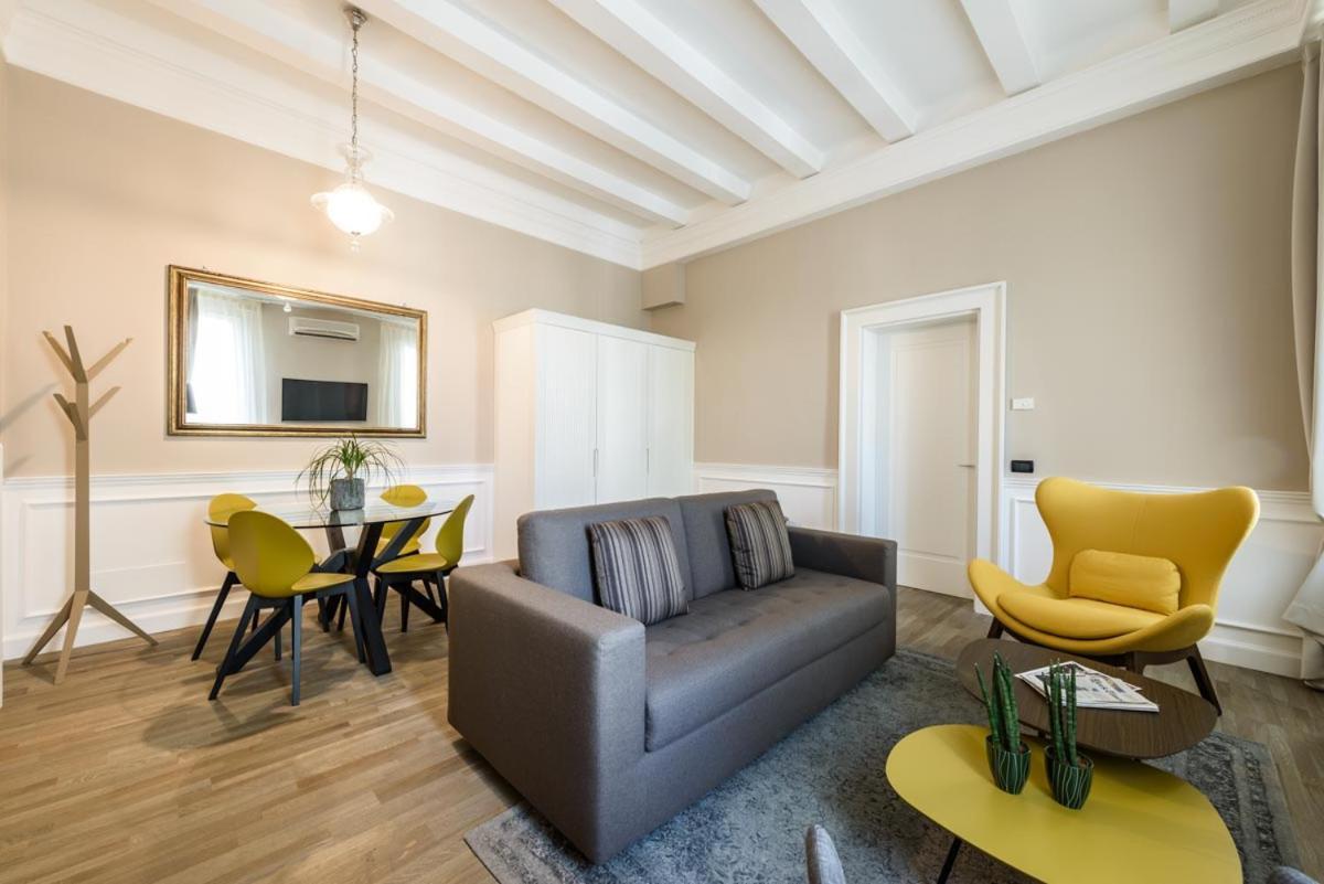 Palazzo Bovio - Boutique Apartments Padova Bagian luar foto
